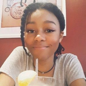 Meet your Posher, Kimberly